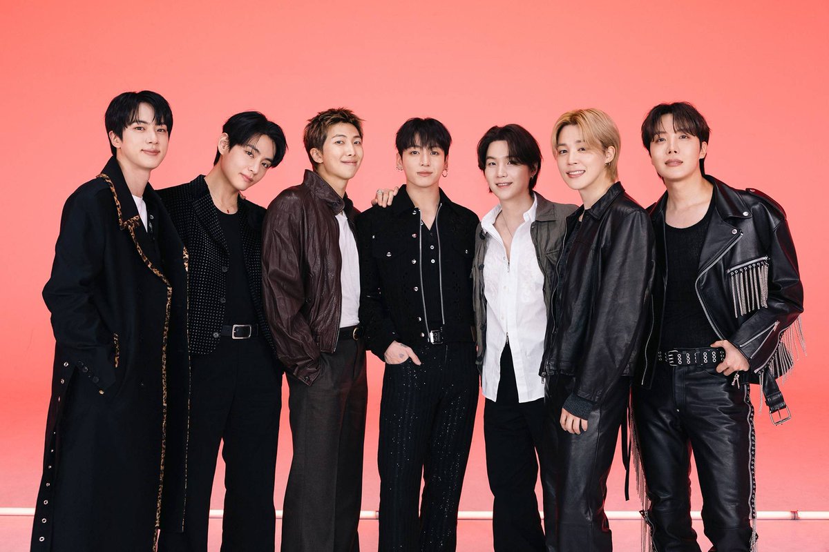 BTS Updates, News & Charts ⁷ tweet media