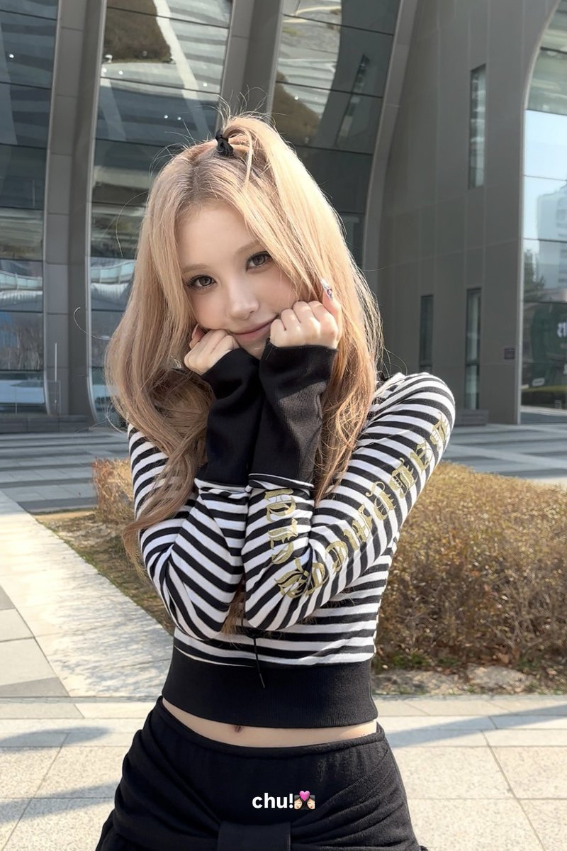 chu!👩🏻‍❤️‍💋‍👩🏻 tweet media