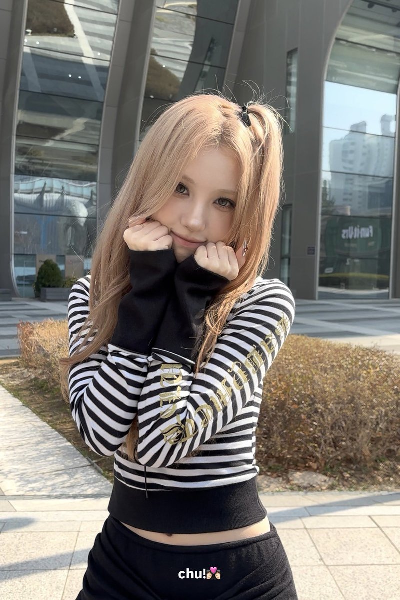 chu!👩🏻‍❤️‍💋‍👩🏻 tweet media