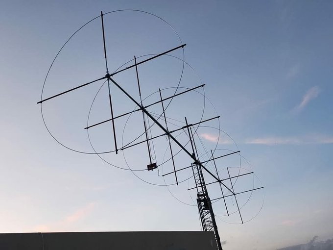 📟 1001SWL 📟 tweet media