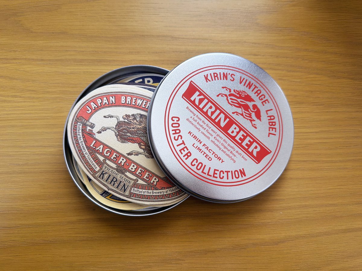 zinbei_info's tweet photo. キリンビールの取手工場で購入したグッズが大変かわいい　ビール靴下が特にお気に入り🍺 https://t.co/5jItNqR2Um