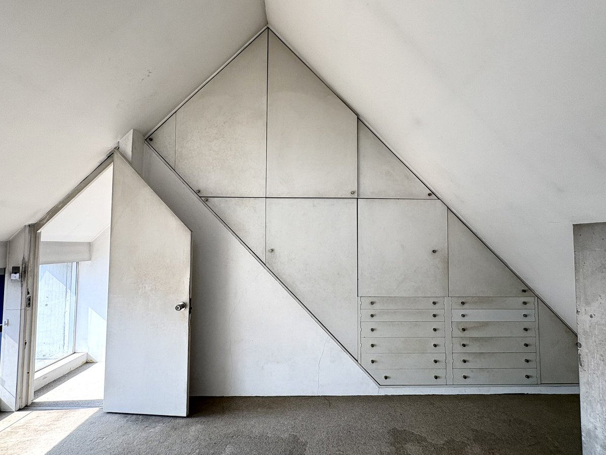 美術手帖 ウェブ版 tweet media