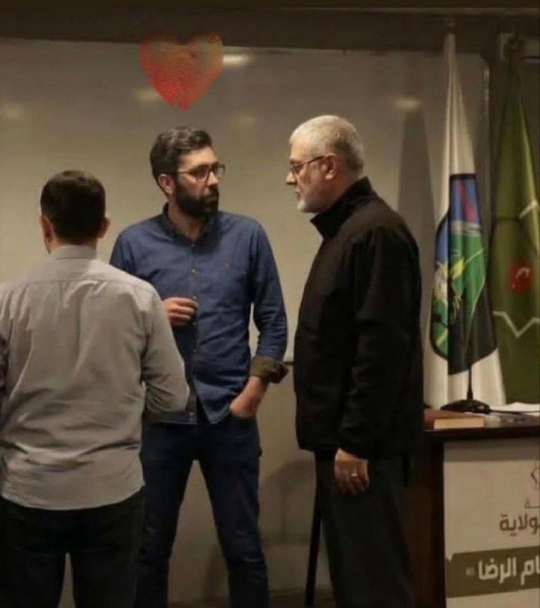 MayaKhadra's tweet photo. ❗️Une source gouvernementale relayée par @beiruttime_leb dévoile:
« Le doyen de la Faculté des sciences de l’Université Libanaise, Hussain Bazzi, éliminé dans la frappe israélienne visant le campus de Hadath (banlieue sud) serait impliquée dans l’explosion du port de Beyrouth. Ses recherches en nanosciences sont liées aux matériaux avancés utilisés dans les systèmes de missiles. »
Ci-dessous, une photo de lui avec Ibrahim Aqil, chef opérationnel de la Force Al Radwan, éliminé en septembre 2024.