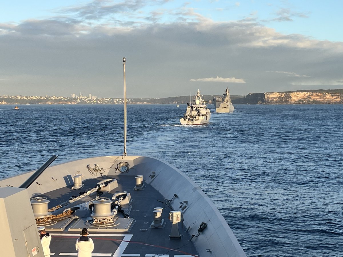 Mike Carlton tweet media