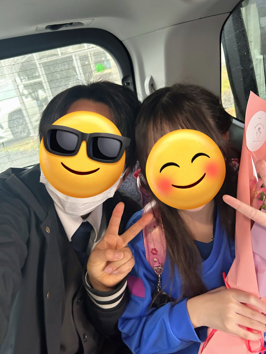 mavychan_'s tweet photo. 先週の木曜は卒業式でした！

ヘアセットにメイクもバチっとキメてめちゃかわ🥰 https://t.co/seusMGm6Ph
