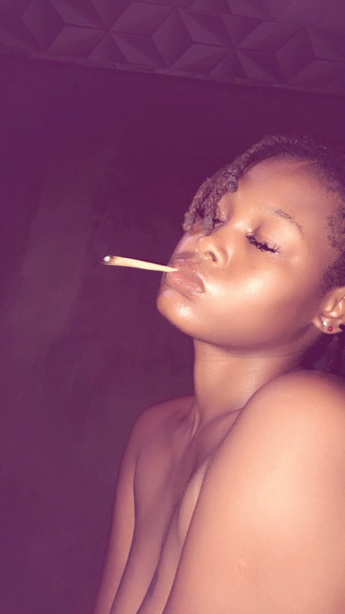 chidi__nwammiri's tweet photo. Facts About Girls Built Like This💙🩷 https://t.co/Bkkm56KQYj