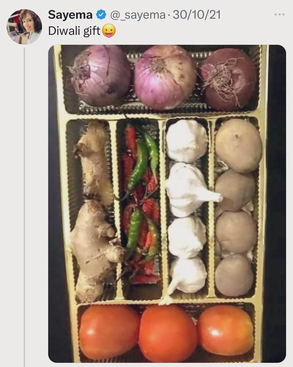 ExtraSpiceAni tweet media