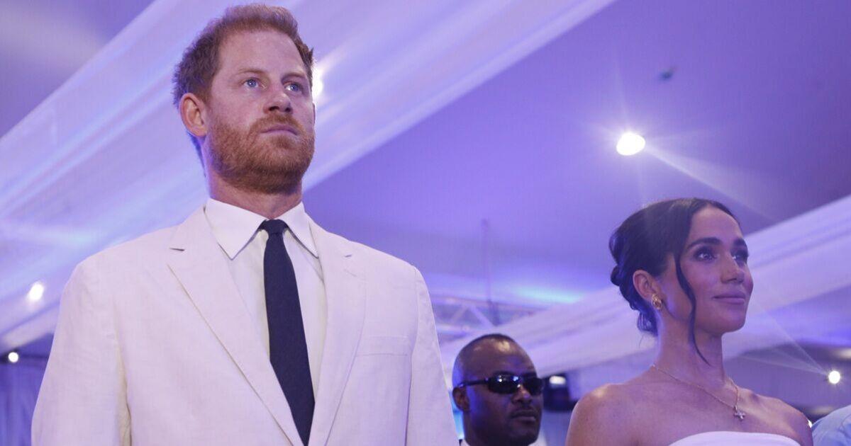 Daily Express tweet media