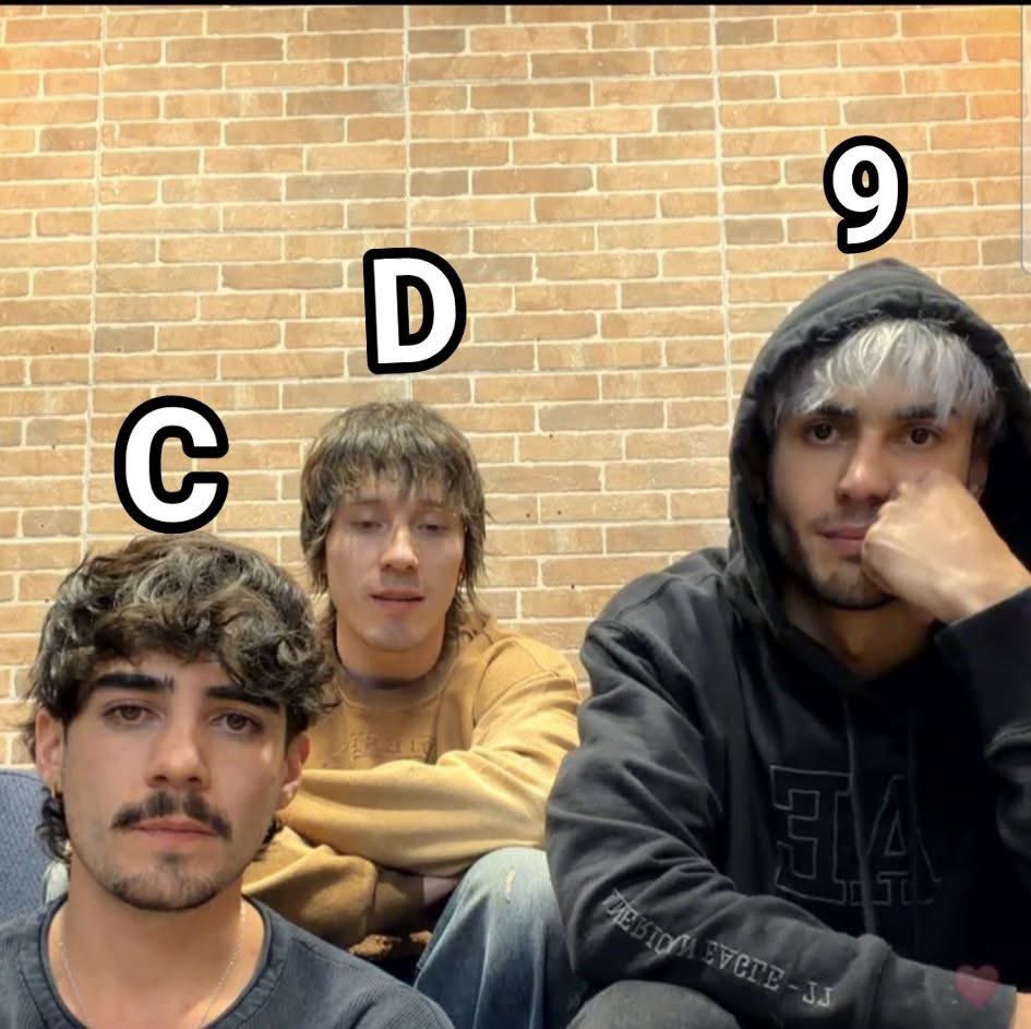 thisisneptune_'s tweet photo. Tres / tristes / tigres https://t.co/eTP6Ap5hrS