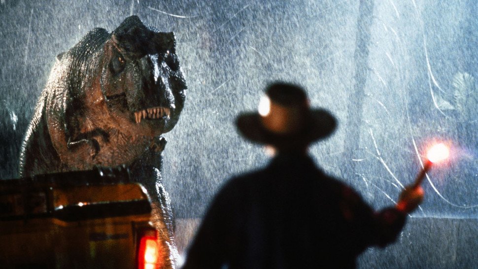 Discrepant tweet media