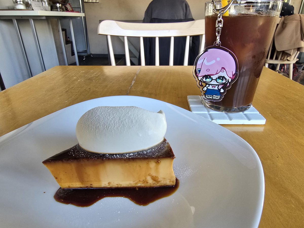 すなめりこ tweet media