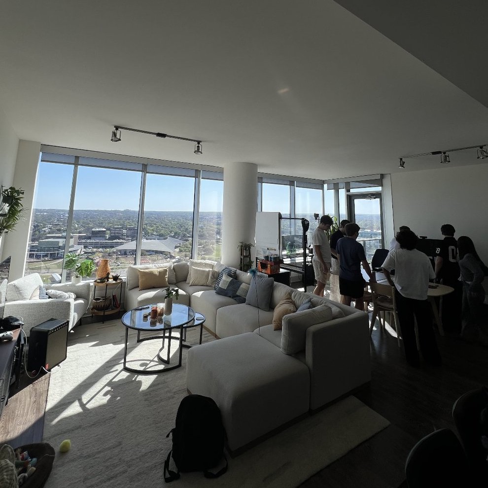 Star ⭐️ tweet media