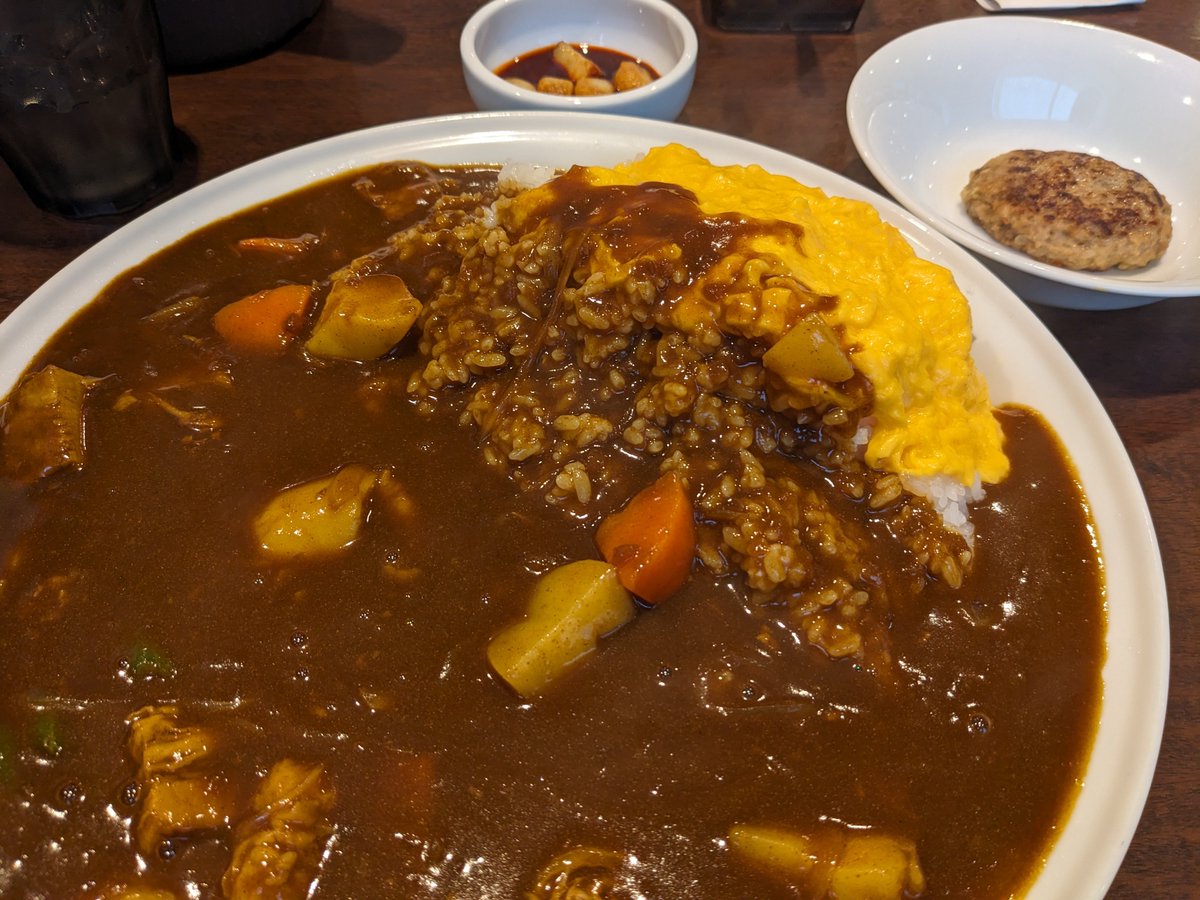 ꧁༻鼬༺꧂ tweet media