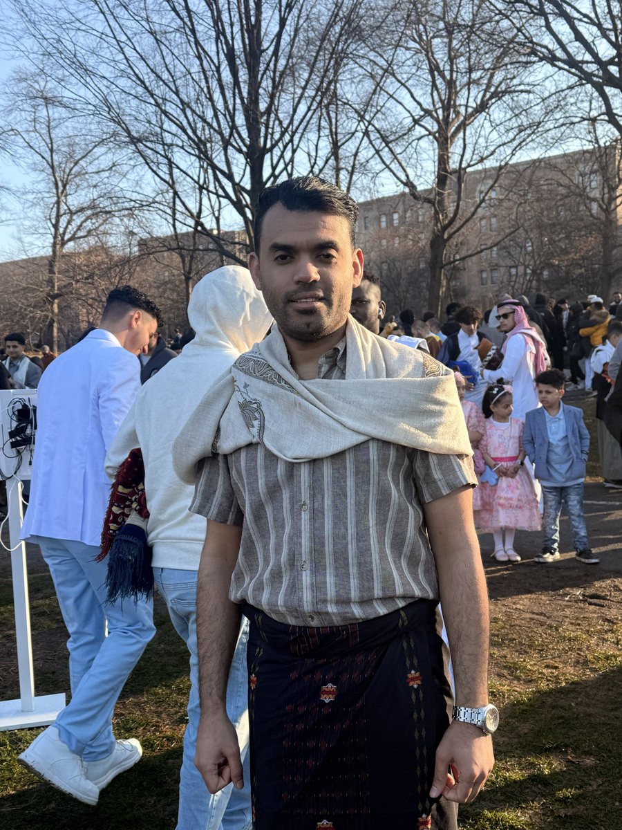 Mbinhamdain's tweet photo. ويليقُ بنا السَّعد والأفراح ✨
#عيدكم_مُبارك؛ في وطن آمن، وعيشٍ هانئ، وعافية لا تزول 🤍���� https://t.co/Tc2JG9PuxU