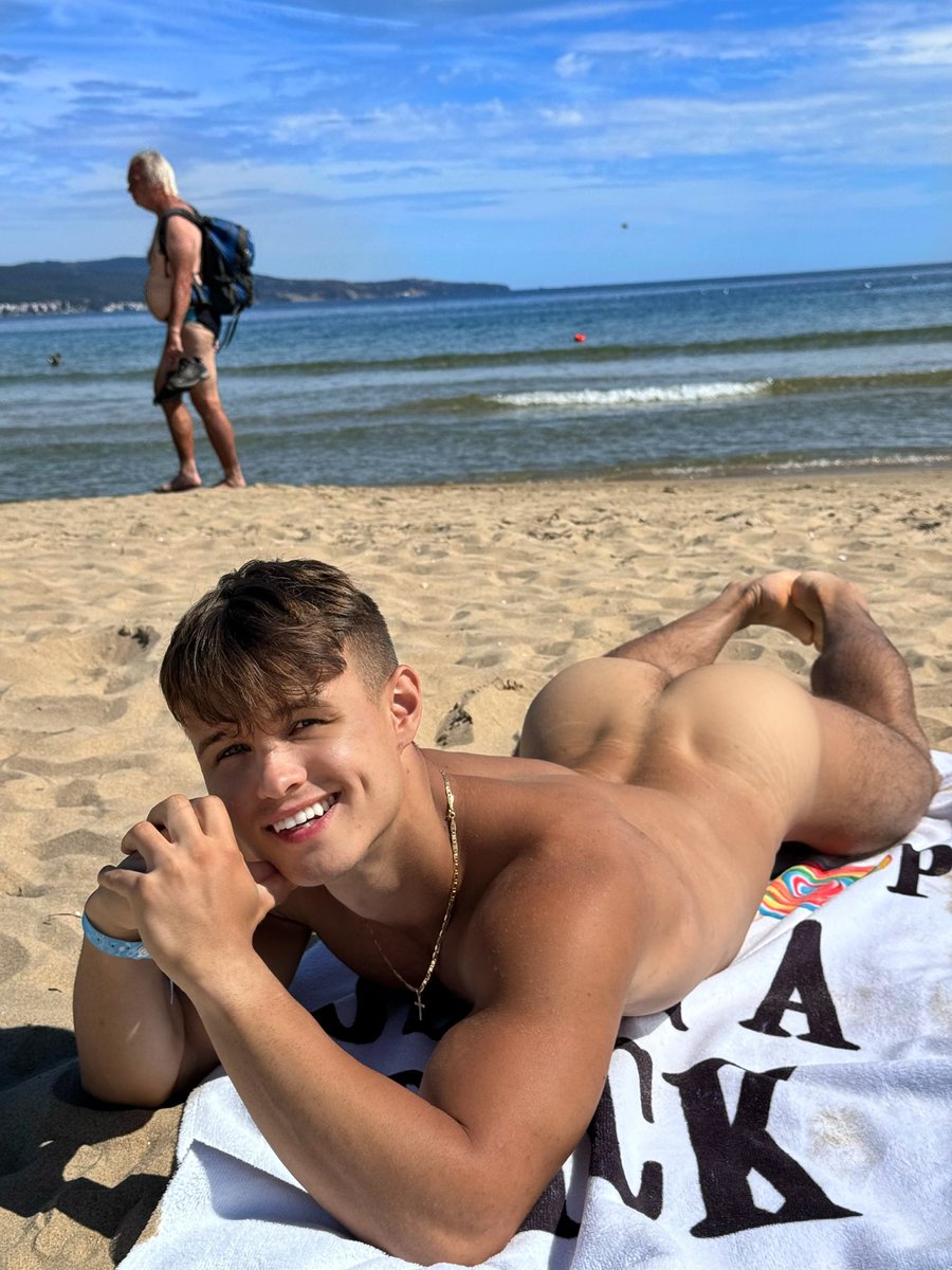 Your X student... My instagram: golden_slavic tweet media