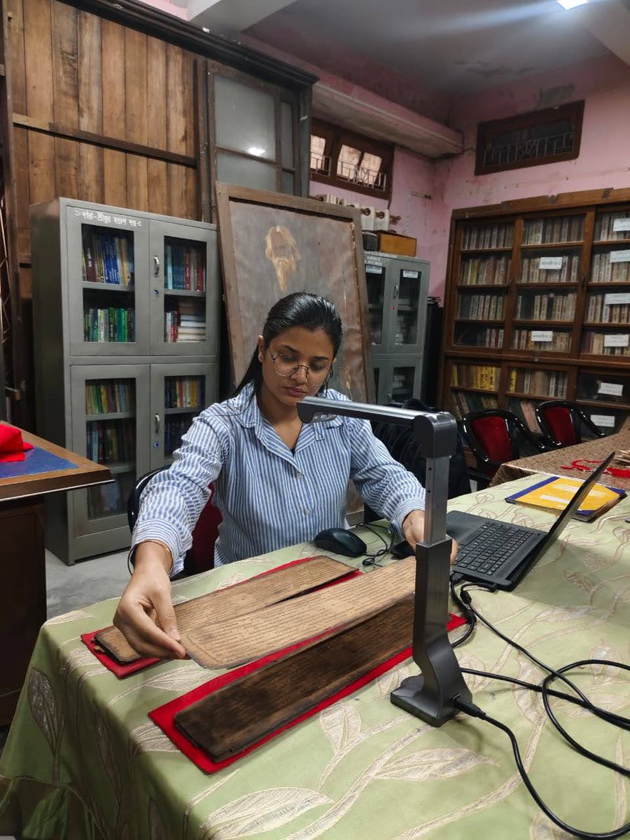 mrinaltalukdar8's tweet photo. #DigitizingAssam Grateful to the Axom Xahitya Xabha for granting access to their Xasipaat repository — enabling us to digitize nearly 6,000 invaluable folios. https://t.co/dNf6LBufu1