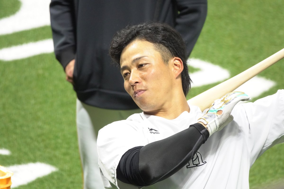 takafullc2's tweet photo. 野村勇選手がオープン戦2号2ランです！！！！！！！！

#sbhawks #鷹フル https://t.co/IxZavCnpso