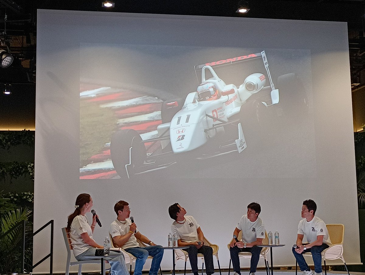 kumoha701N7's tweet image. #RR20
20年の歴史を感じられた、とても楽しいパーティーでした。今年こそ悲願のチャンピオンに向けてひた走れ！