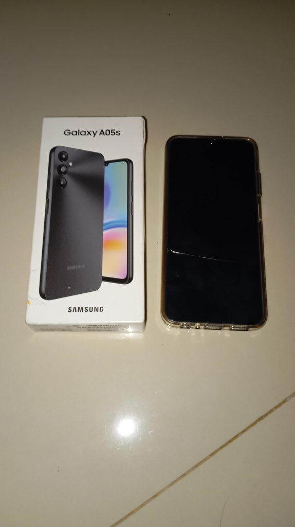 WTS SAMSUNG A05S BLACK 6/128GB

- mulus no dent
- free tg dan case
- unit kabel box (LENGKAP)

1.550 nego
Jaksel
#zonauang #zonajajan️️ #zonaBU