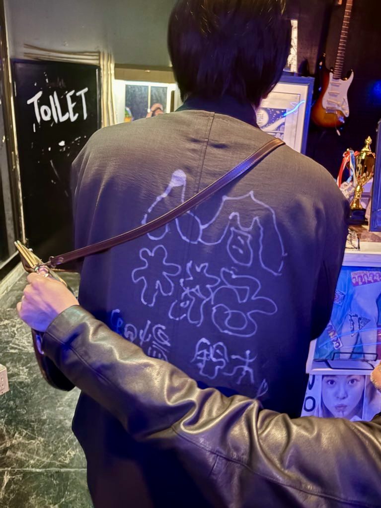 中学生棺桶公式窓口(模範的葉蔵あるいは葉蔵的模範) tweet media