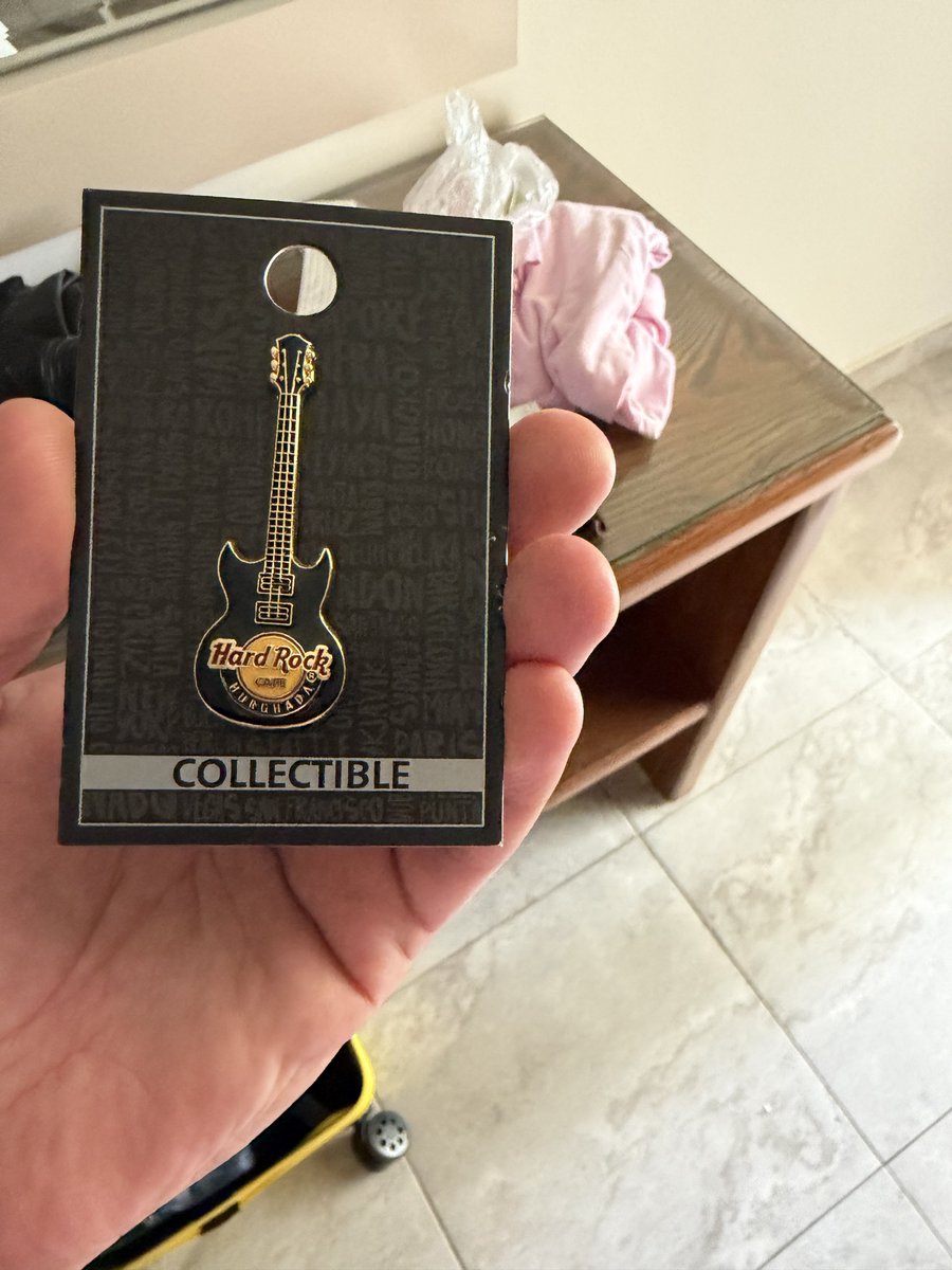 ЕЖÖВ 𖤐 tweet media