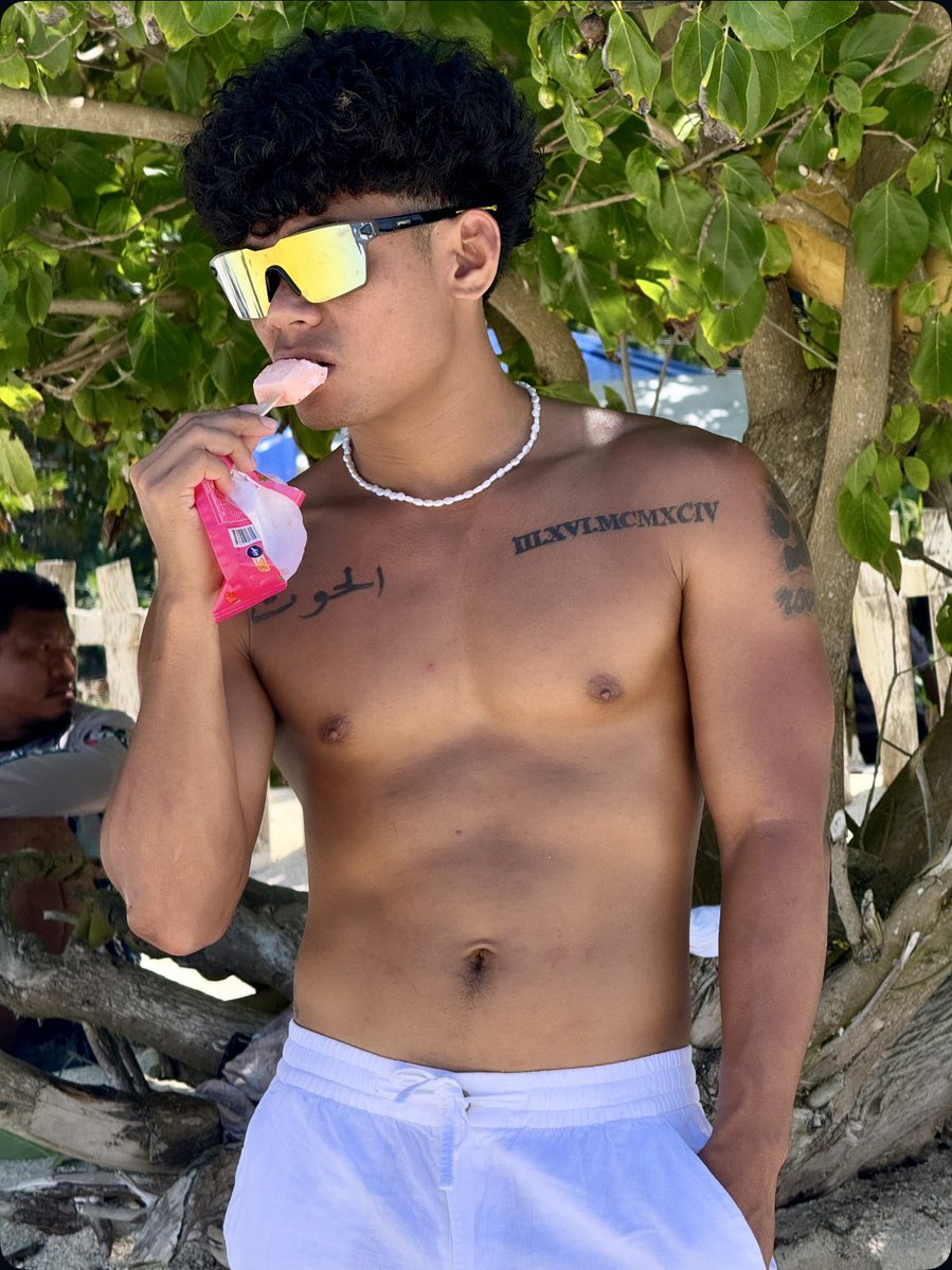 CurlyStud tweet media