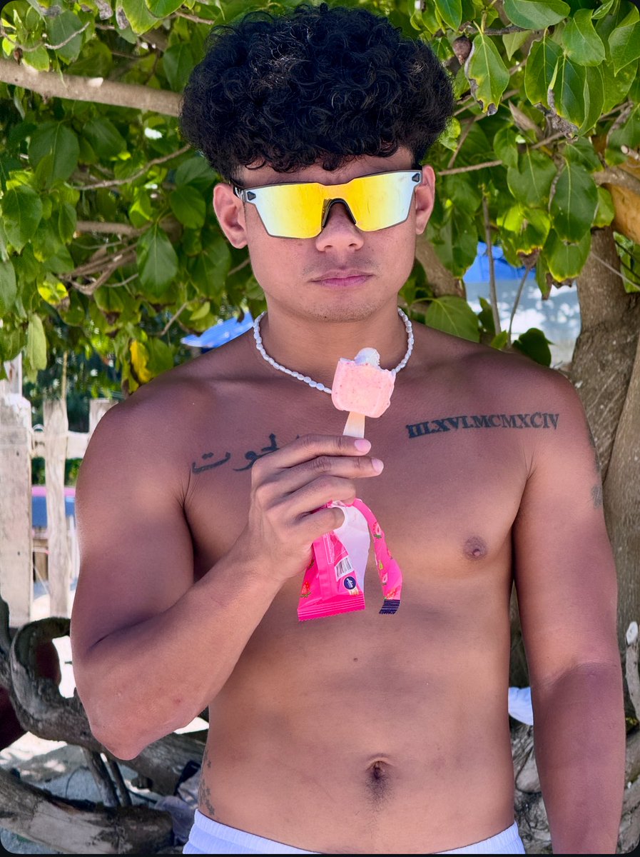 CurlyStud tweet media