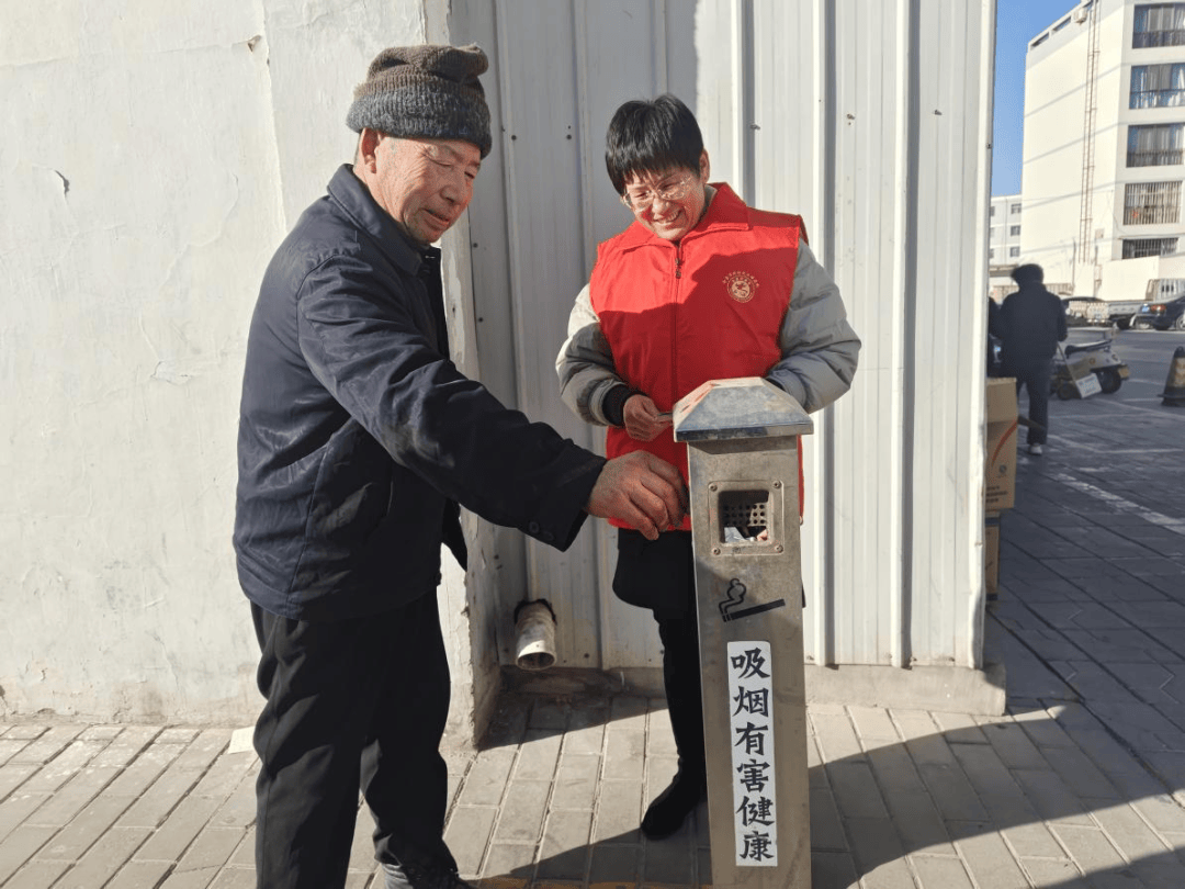 alexander tweet media