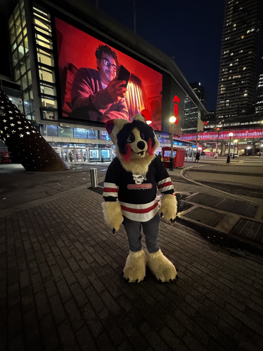 Lord Tom Fluffytail ☭⃠ ࿕⃠ tweet media