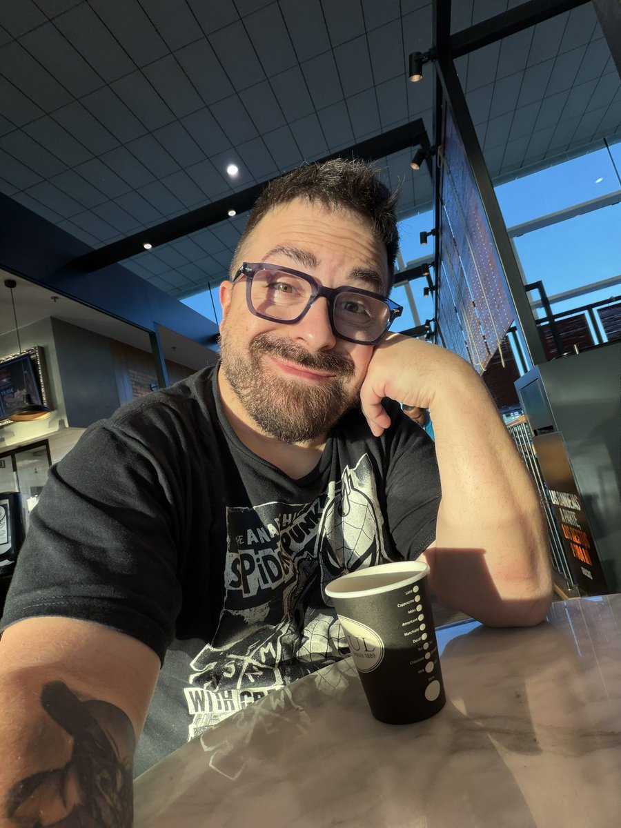 Dani Lagi ⚡️Strip Marvel tweet media