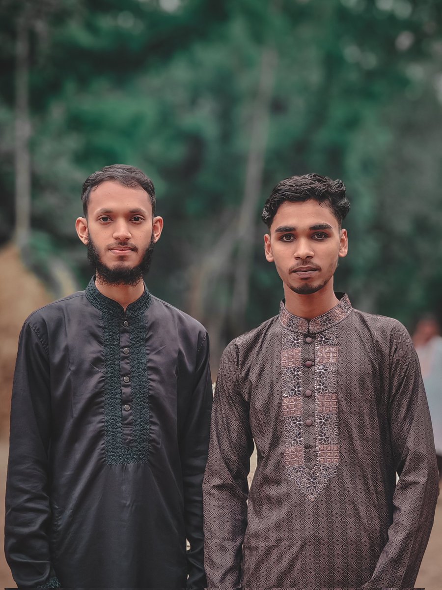 EID MUBARAK  Everyone 🎁