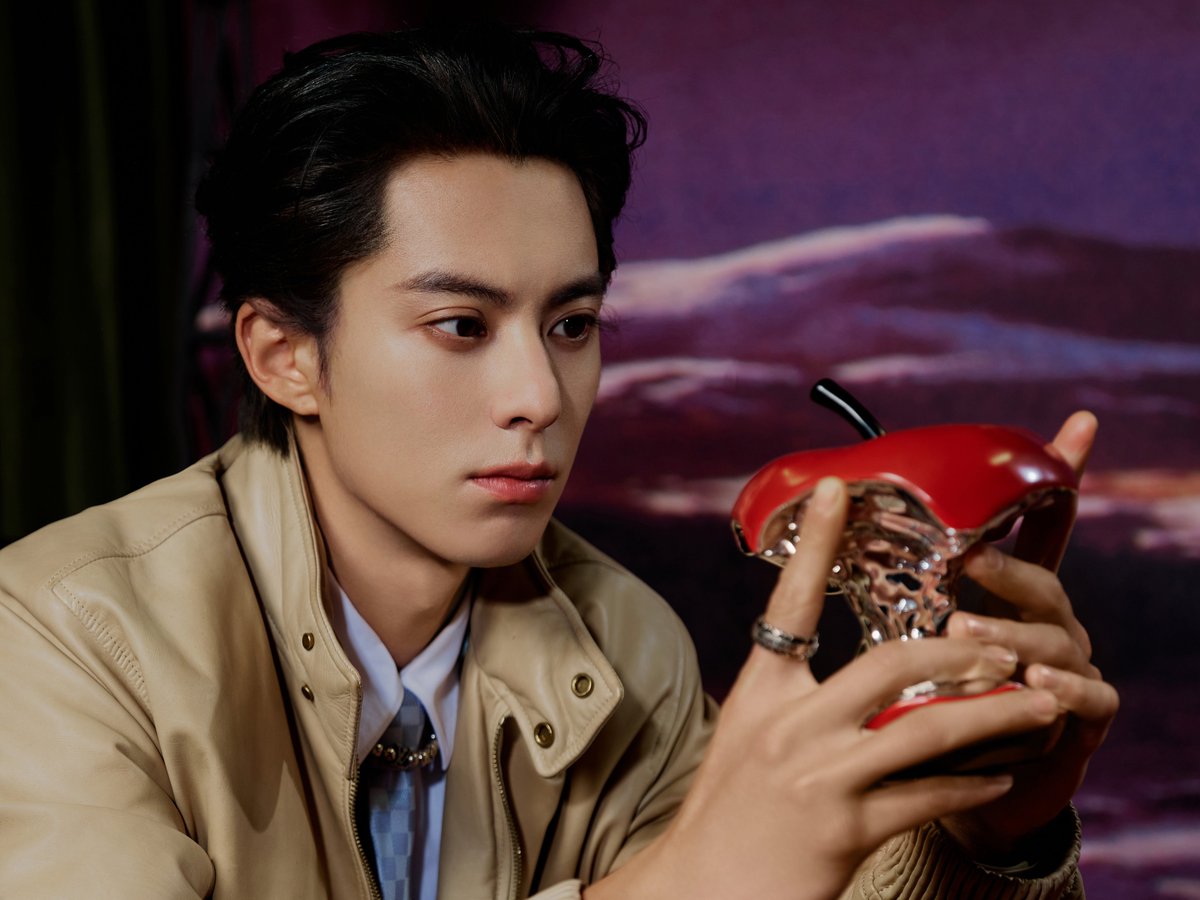 Dylan Wang Hedi 王鹤棣 tweet media