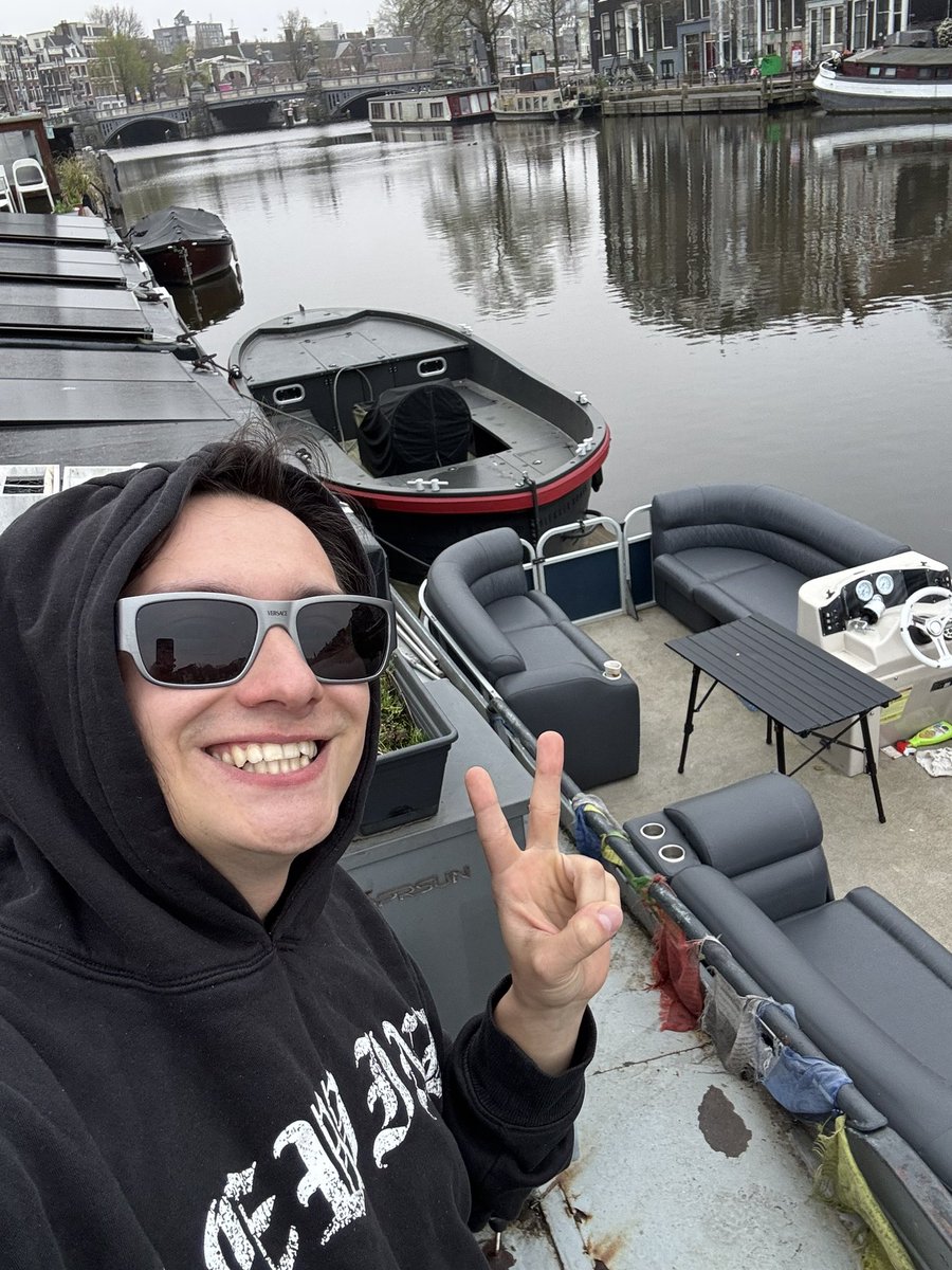 YD🇺🇦 tweet media