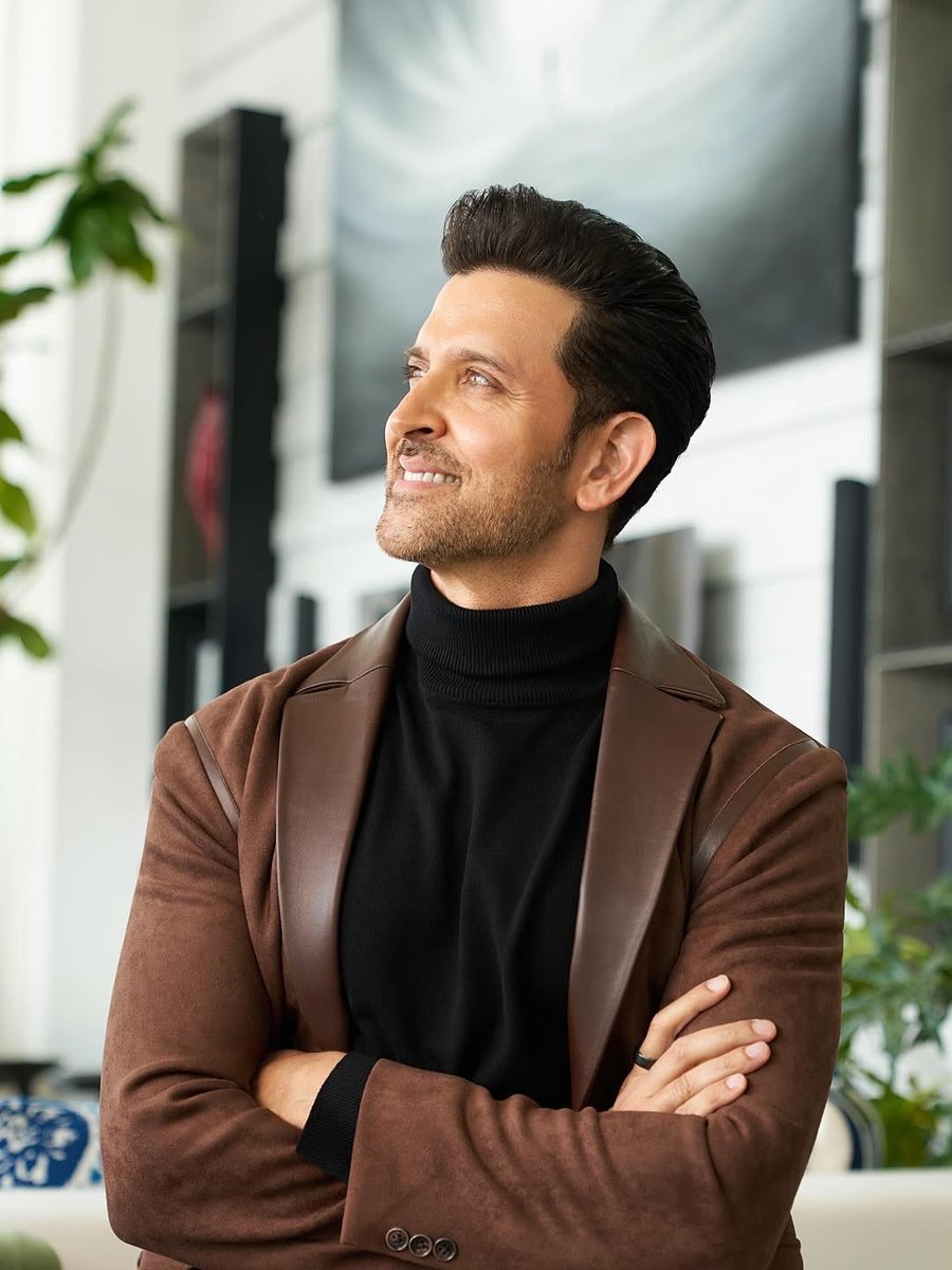 Hrithik Roshan tweet media