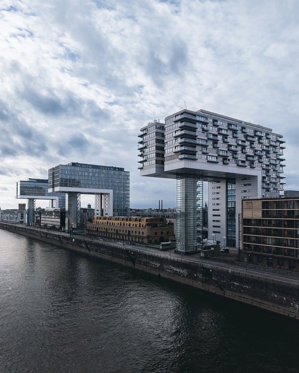 The world in Frames tweet media