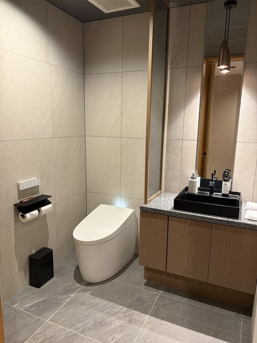 𝐑𝐮𝐢 tweet media