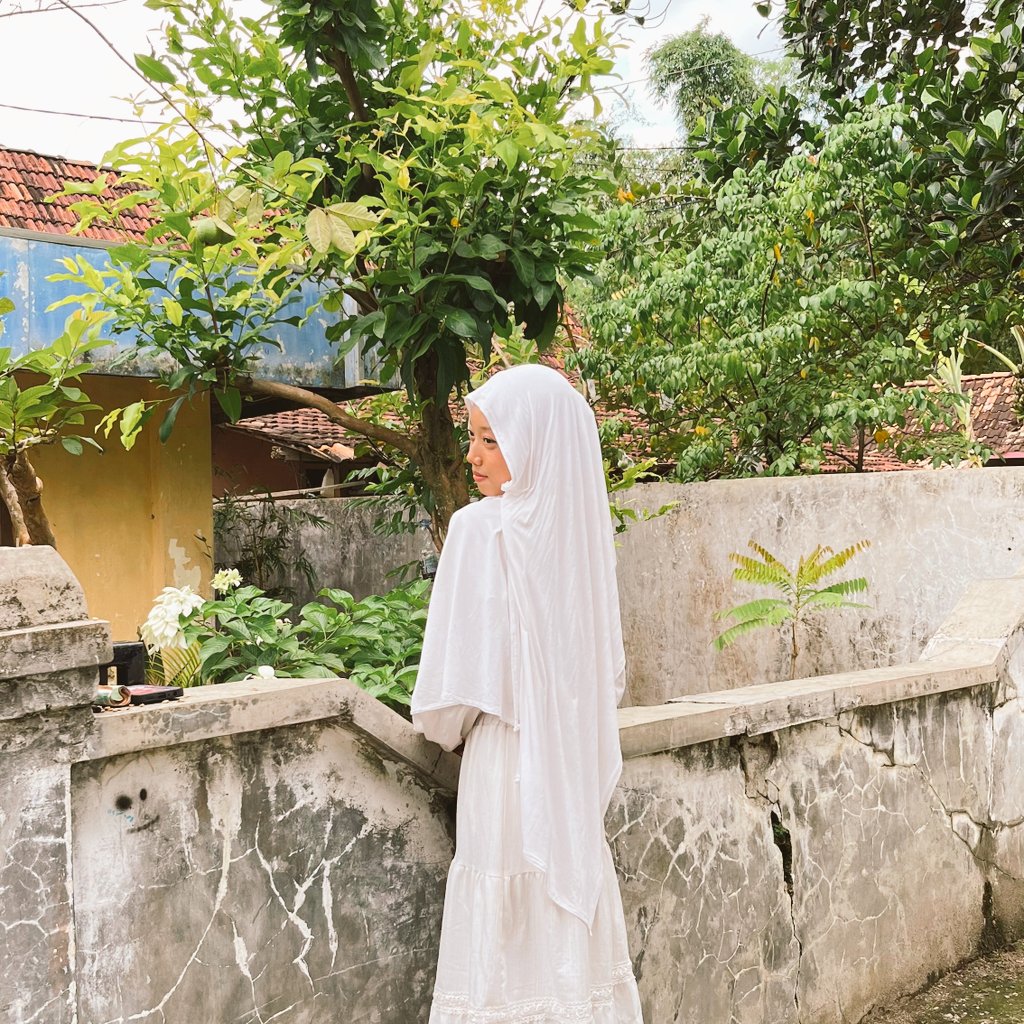 ♡࣪⊹alie ²⁷⭐️👀 tweet media