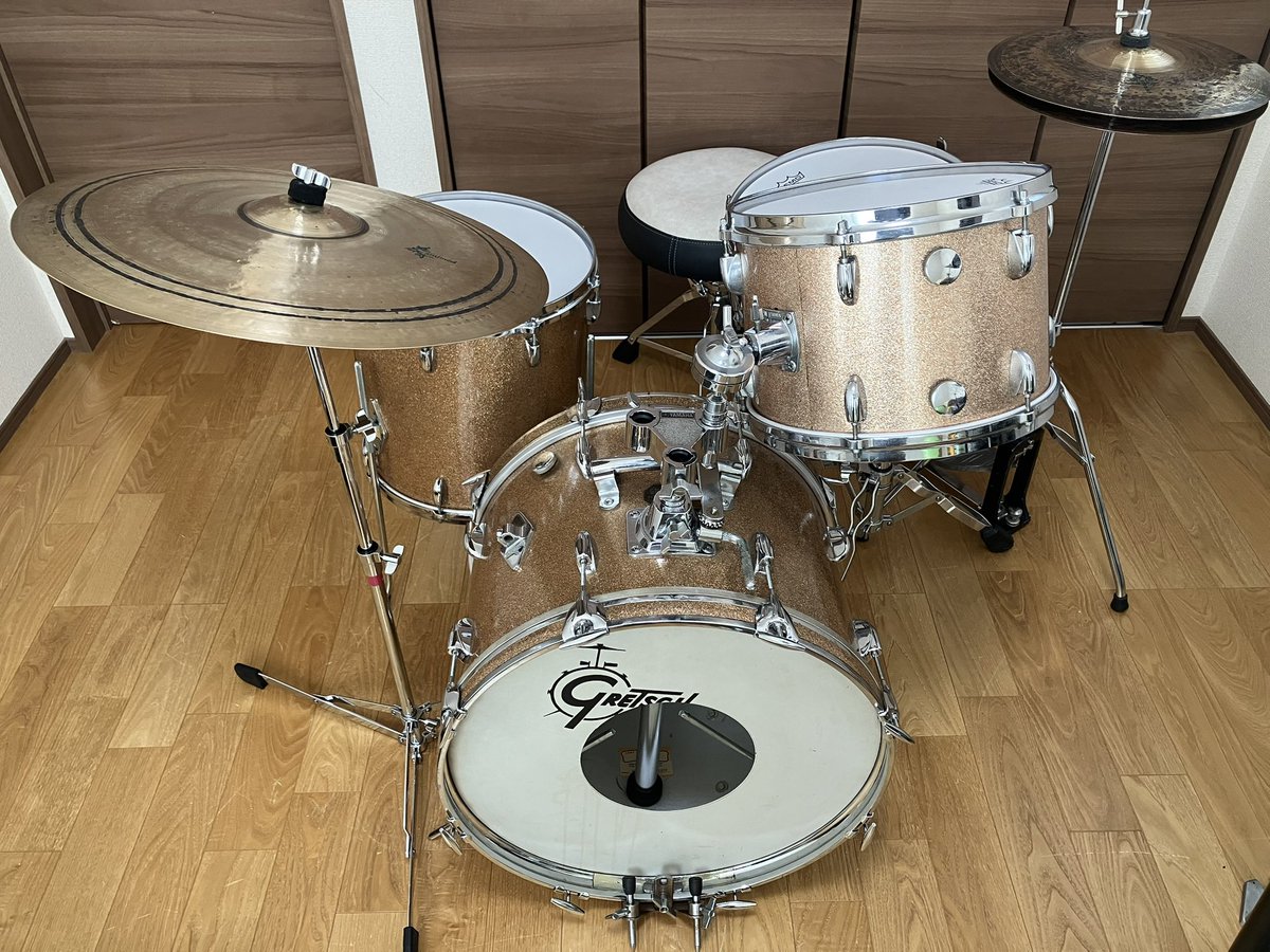 QIl1WSgFaN99132's tweet image. この色が好き！！
#gretsch #drums