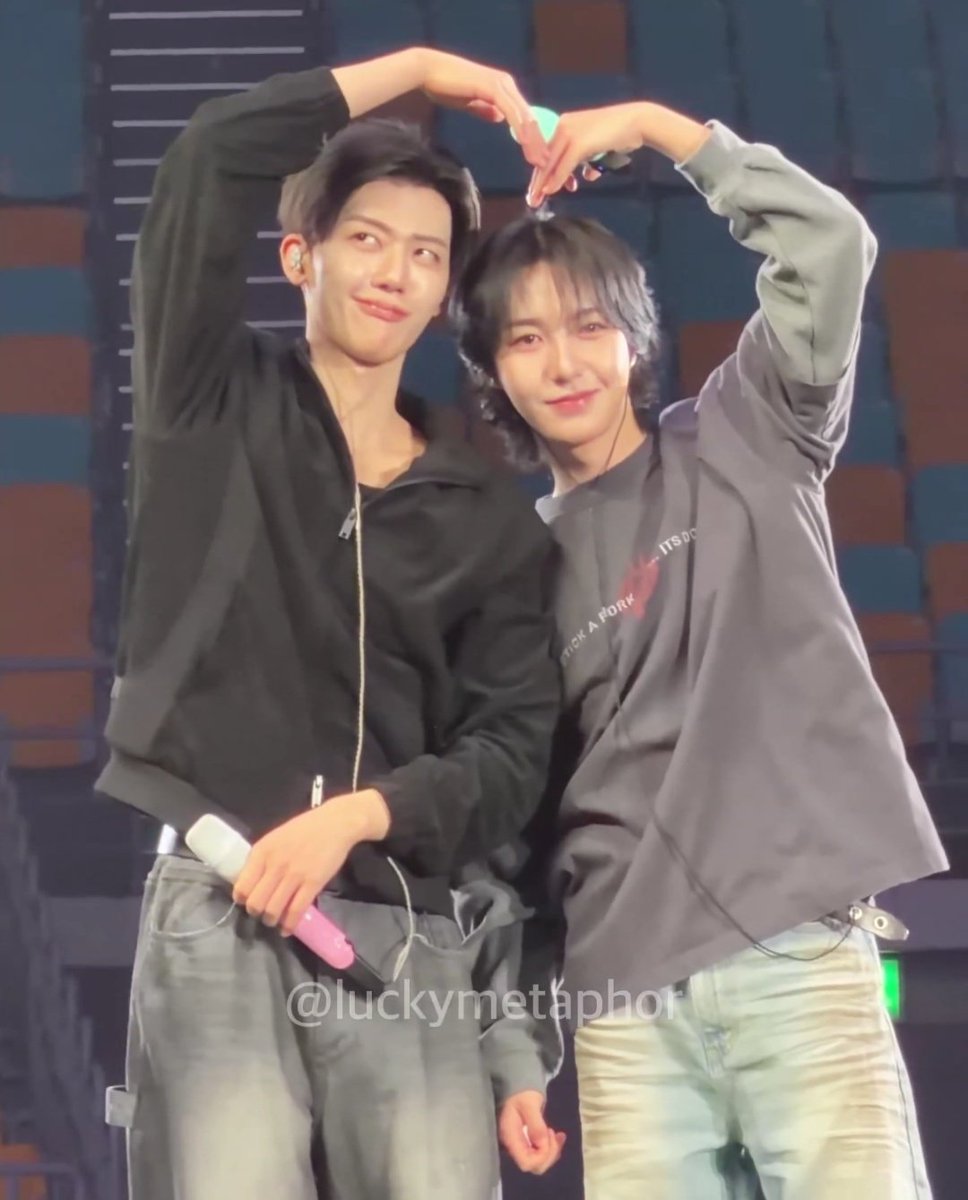 𝙮𝙤𝙪𝙧 𝙛𝙖𝙩𝙝𝙚𝙧 tweet media