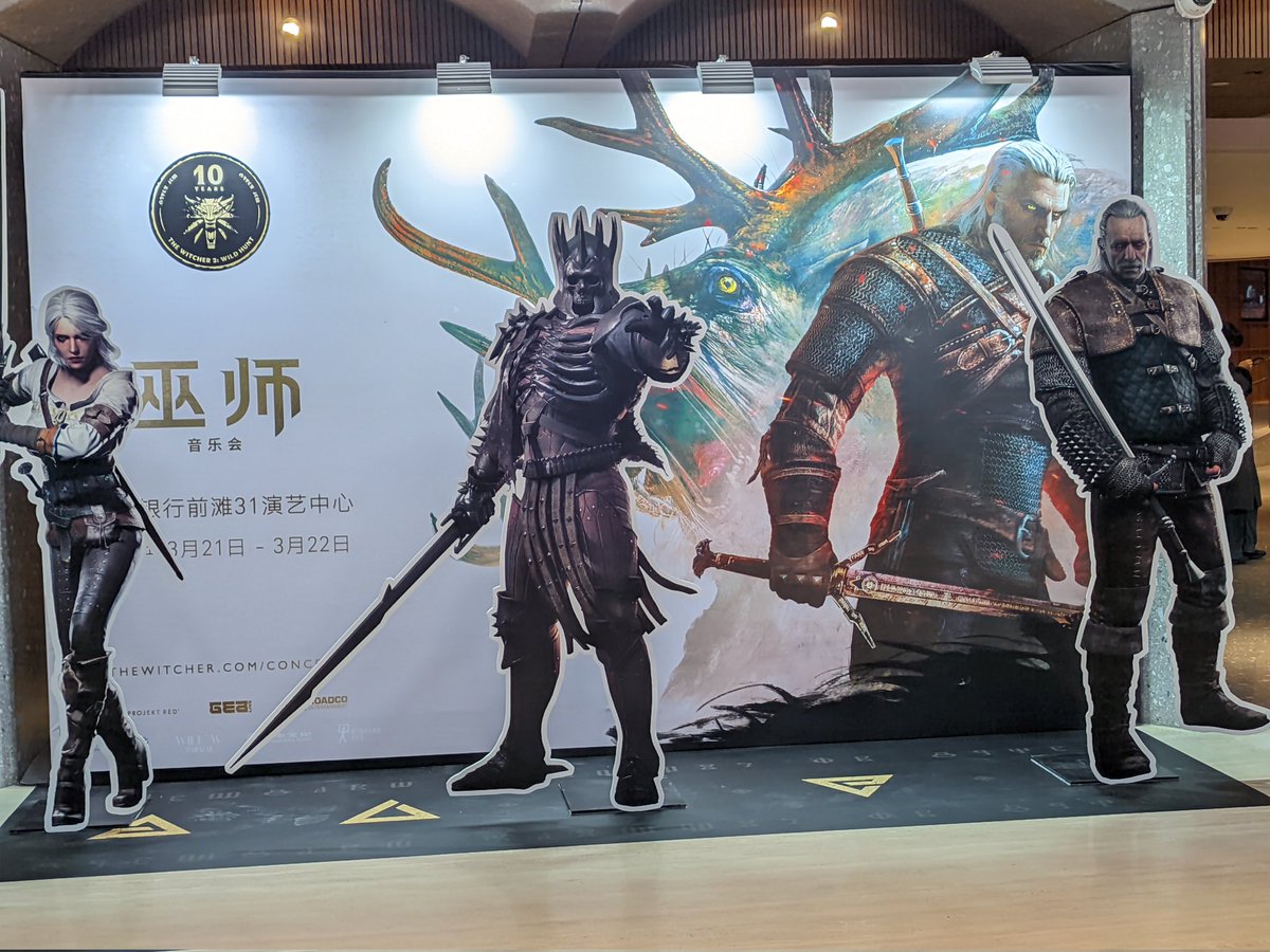 purelyFloating tweet media