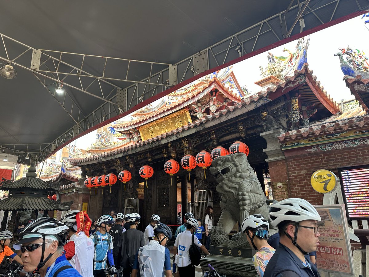 gina_Quo's tweet photo. 來拜拜
誤入車隊叢林 https://t.co/VV2cMtzVgQ
