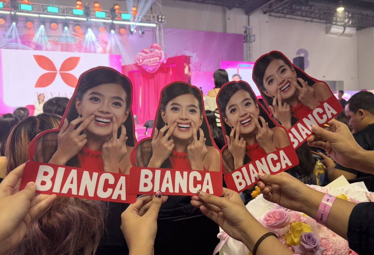 dream team tweet media