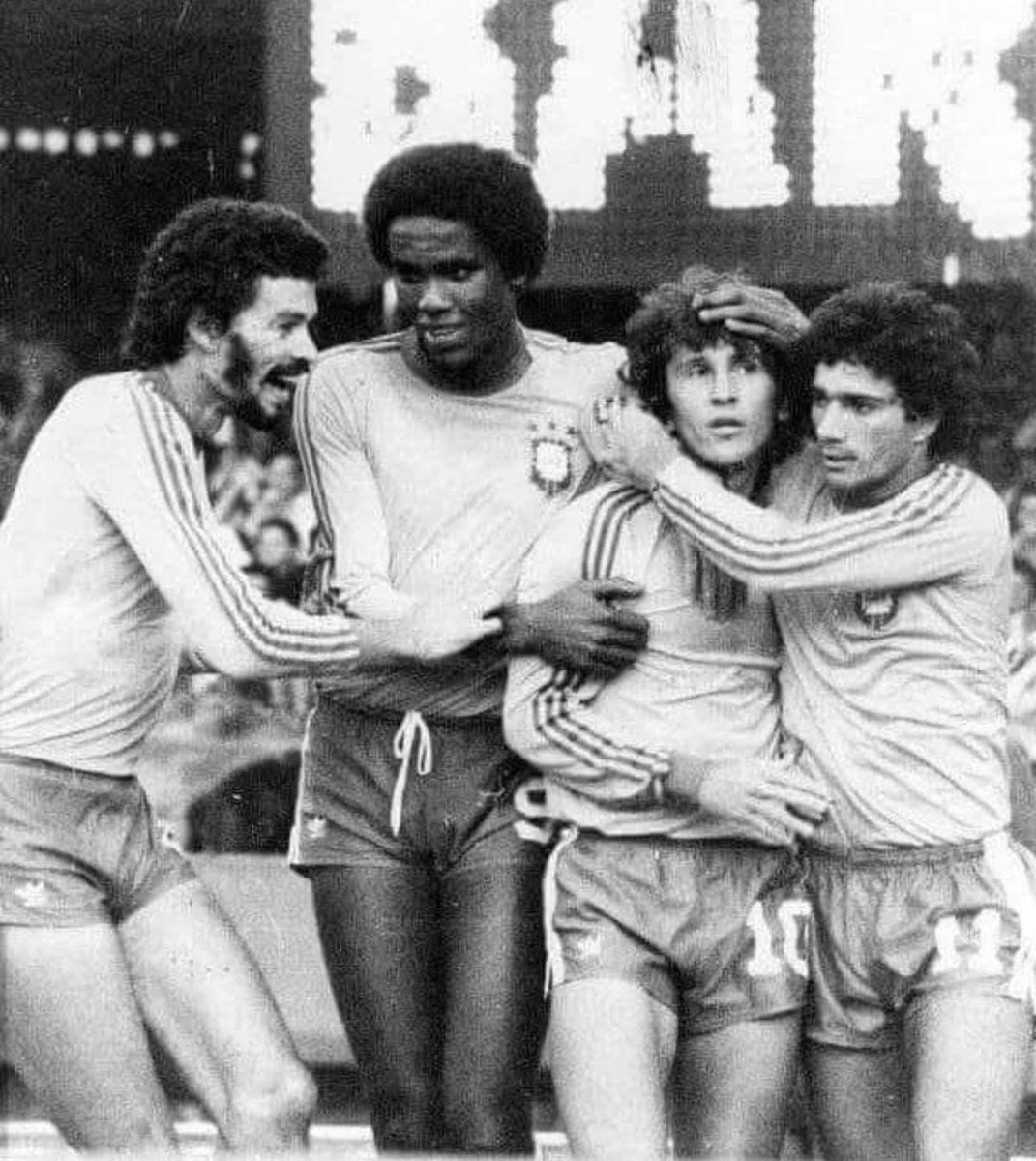 futebol__brazil's tweet image. #Sócrates (#Corinthians),#Serginho e #ZéSérgio (#SãoPaulo) e #Zico (#Flamengo)