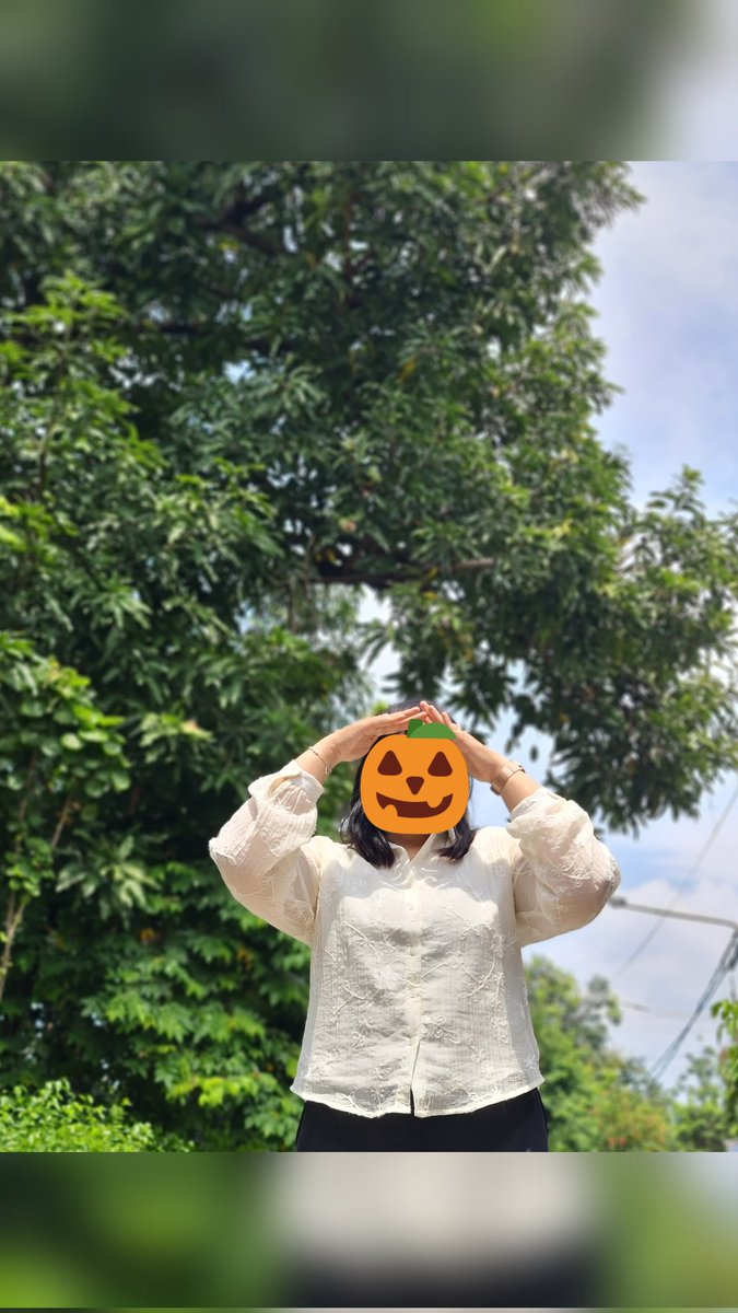 cosplayer tweet media