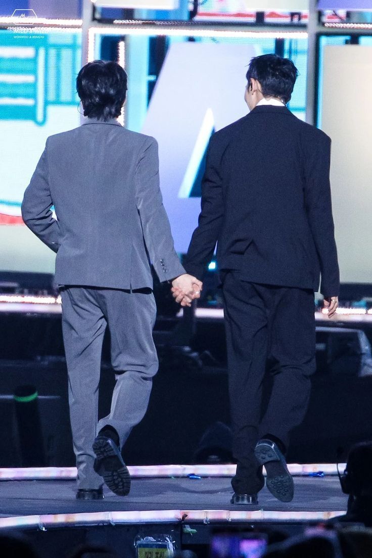 hourlyminwon 💚💜 tweet media