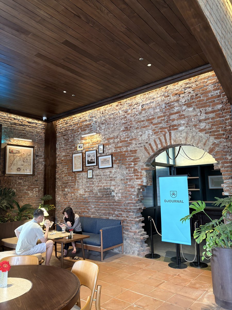 ditty ✿ tweet media