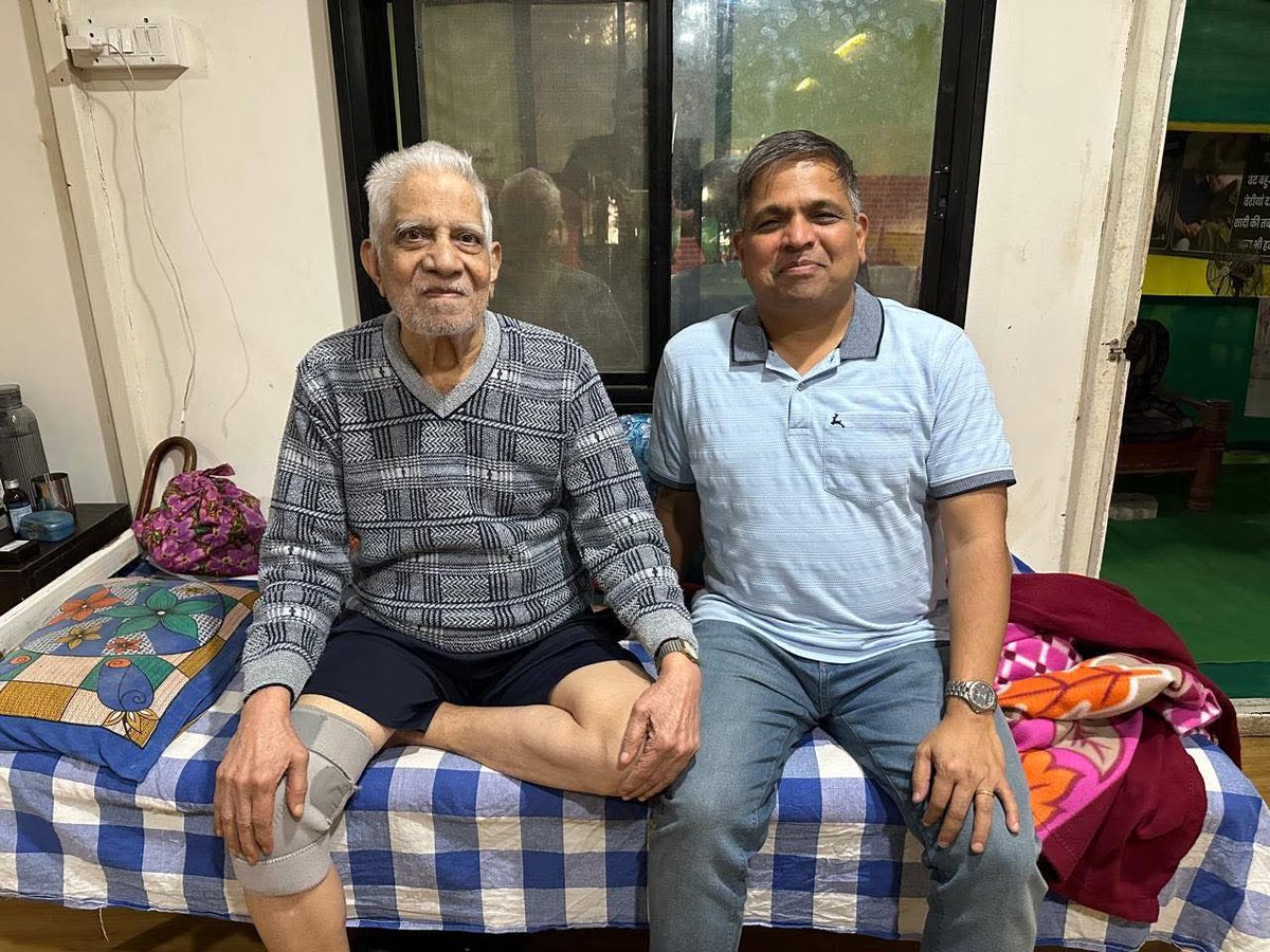 Nilesh Nilkanth Oak निलेश ओक tweet media