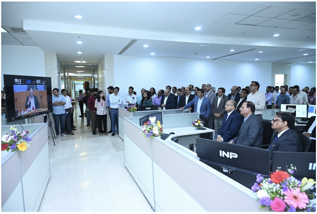 ONGC_'s tweet photo. A moment of pride. A mission of depth. A future of possibilities.

As India charts its path towards energy self-reliance under #SamudraManthan, #ONGC unveils DeepX, a bold initiative to explore the untapped depths of our oceans.

Virtually inaugurated by @ChairmanONGC @singharunongc and unveiled in Mumbai by Director (Exploration) @opsinhaONGC, the DeepX Centre stands as a symbol of technological excellence, scientific ambition, and national commitment.

With cutting-edge systems, #AI-enabled capabilities, and a handpicked team of geoscientists, ONGC is ready to unlock discoveries that will redefine the nation’s energy landscape.

Because the future of energy lies deeper than ever before.

#YouAreEnergy #EnergyNowAndNext
