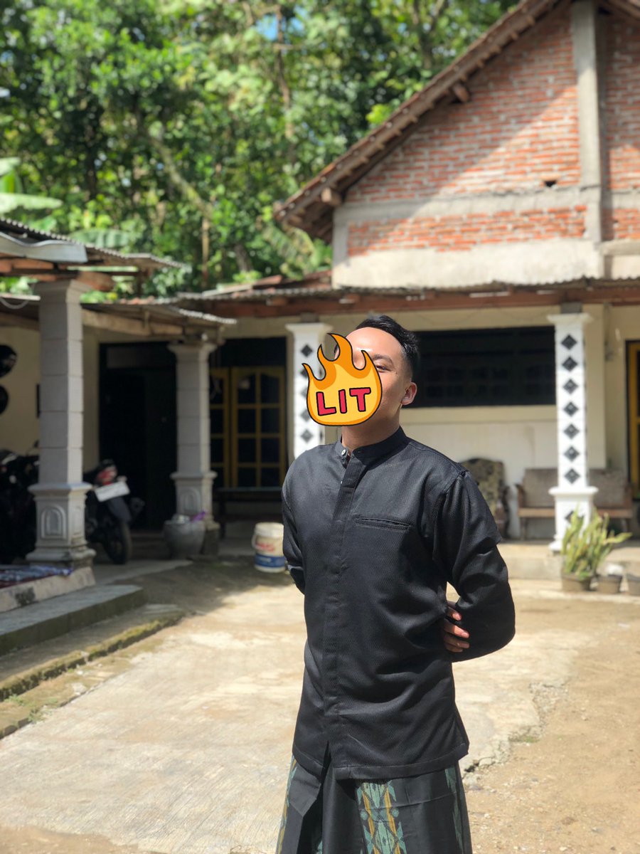 putttll's tweet photo. Udah dapet pertanyaan apa aja ni ?
Kapan nikah ? https://t.co/W7at0oO938