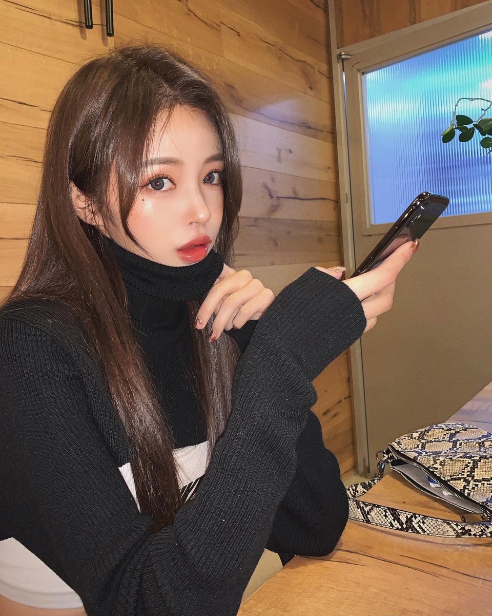 김효진 tweet media